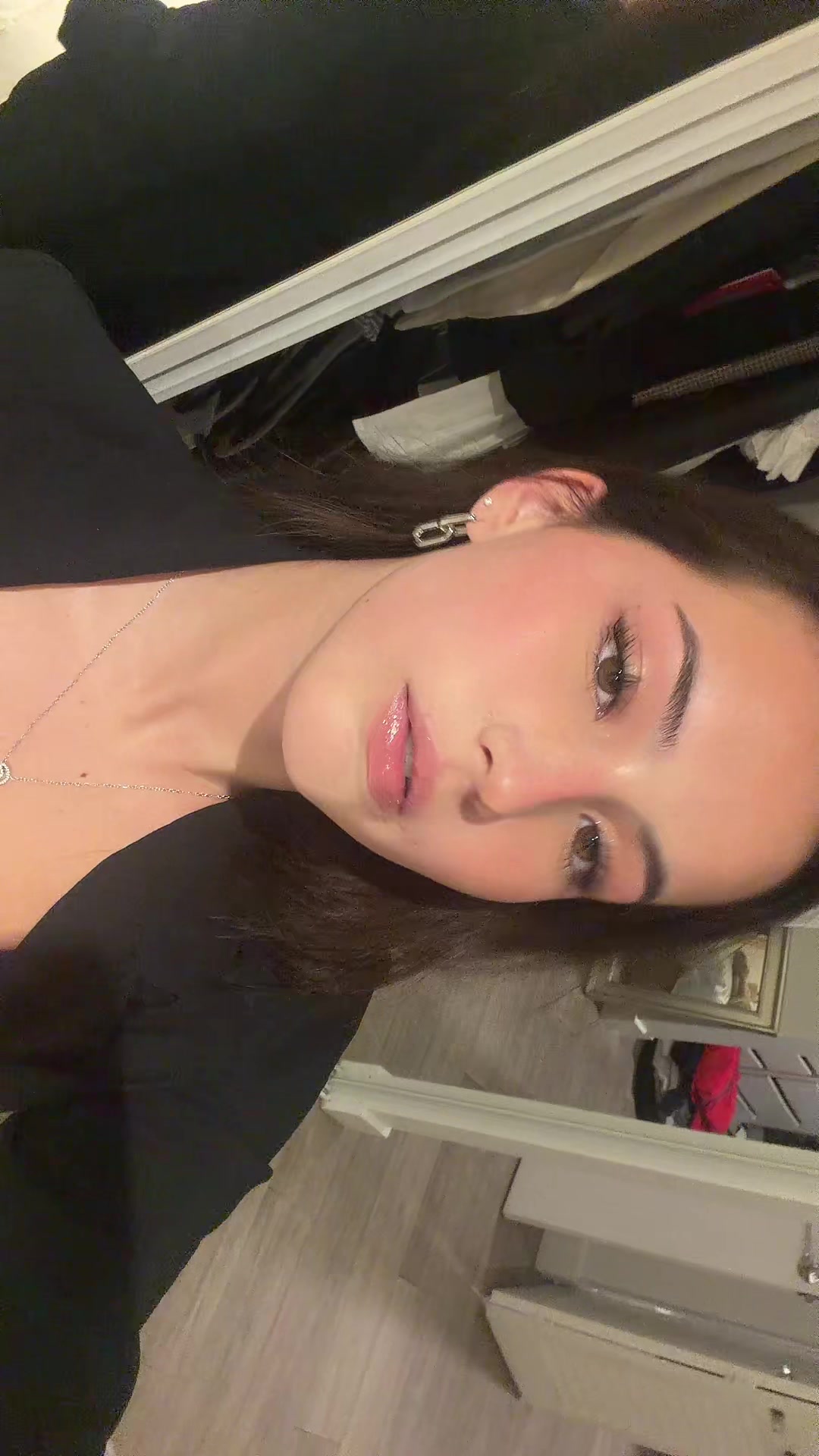 @chloe