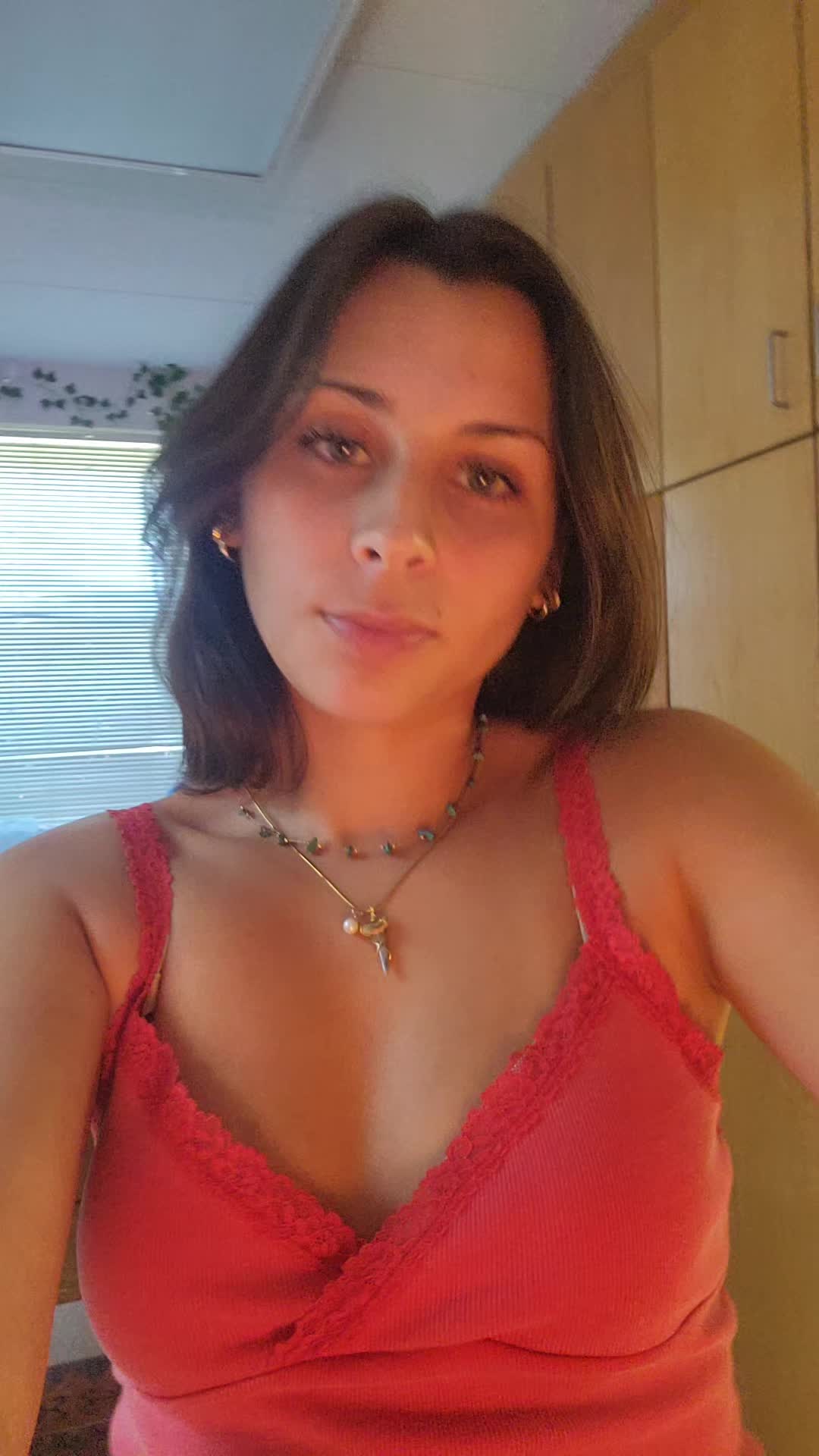@clarabella1888