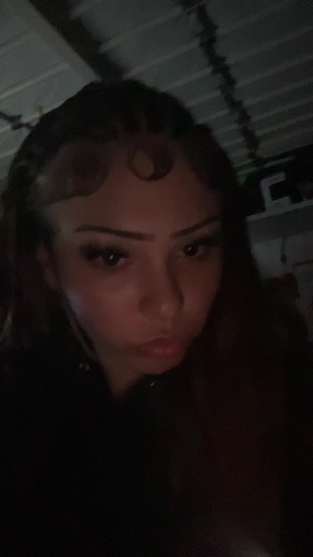 @🧟