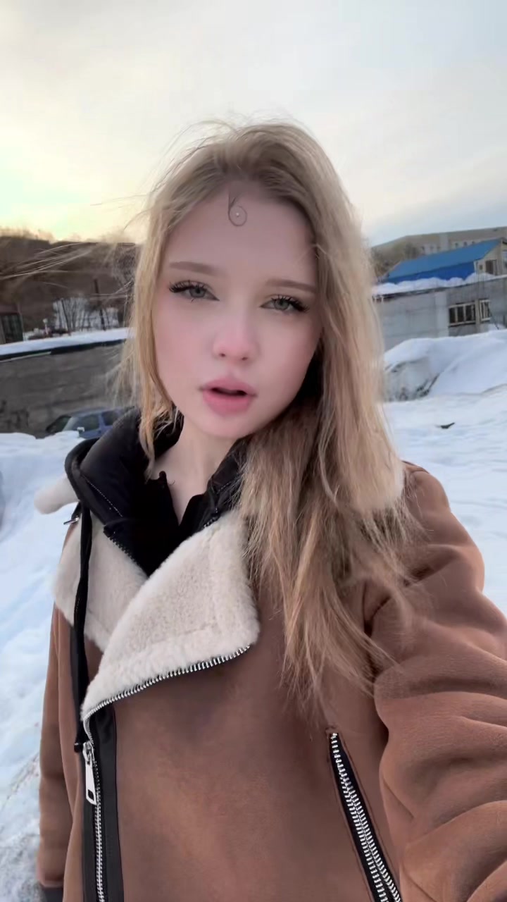 @Aliskawoman