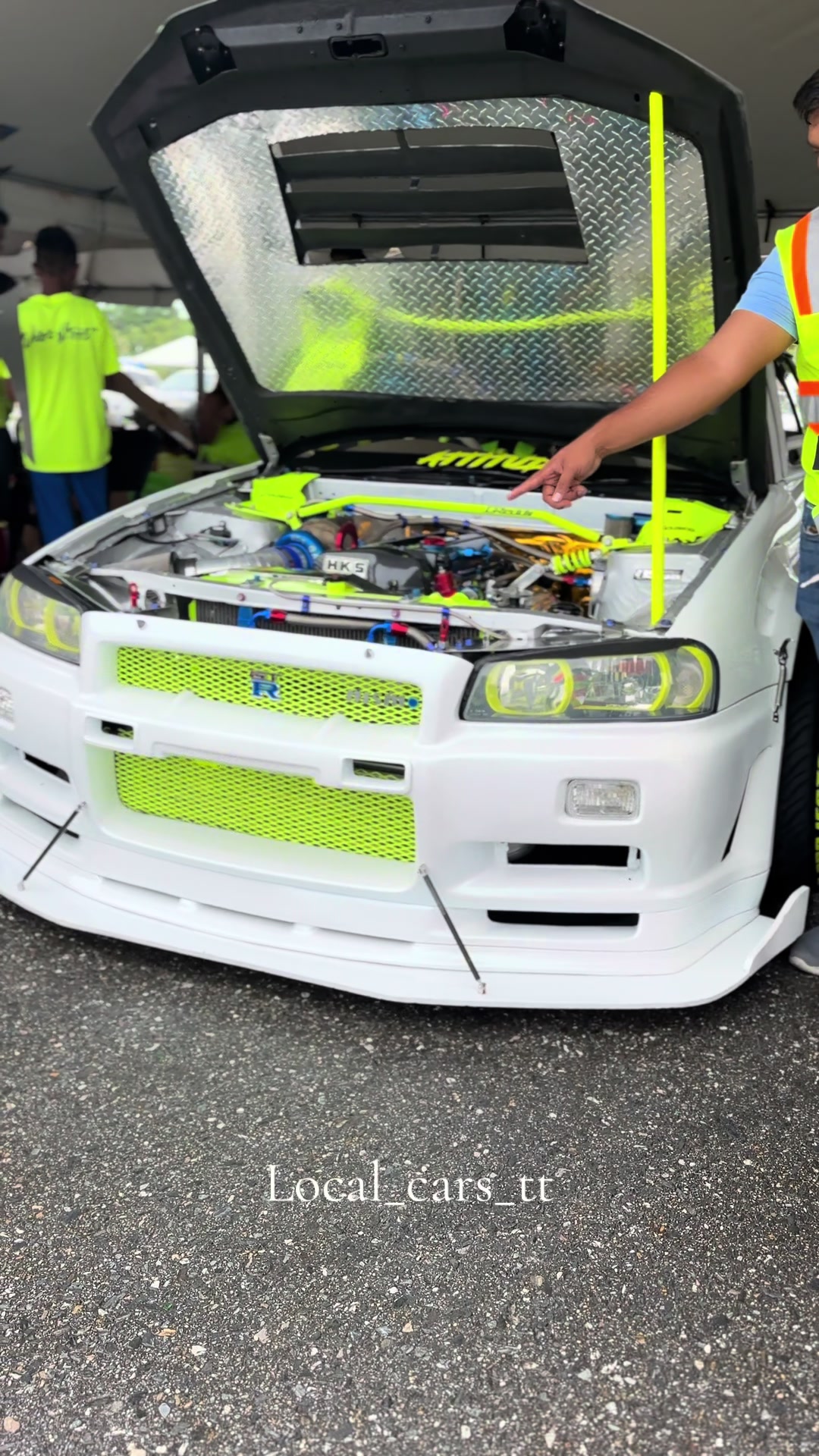 @Local_cars_tt