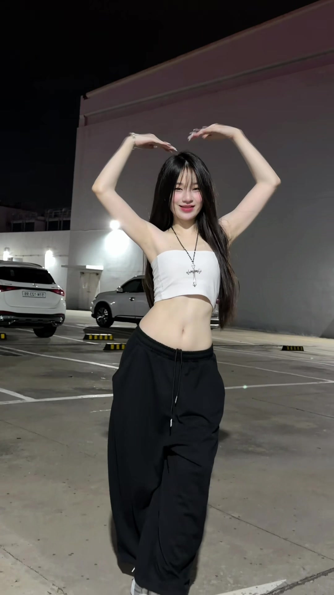 @Cam V&acirc;n 🌷