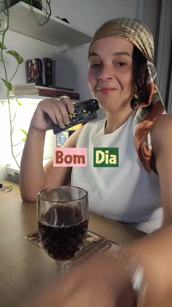 @Luu Gualtieri | Taróloga