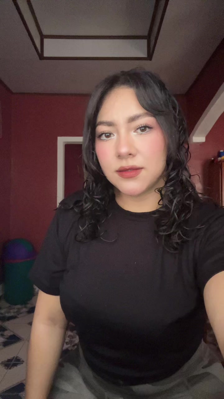 @ERIKA🐈👑