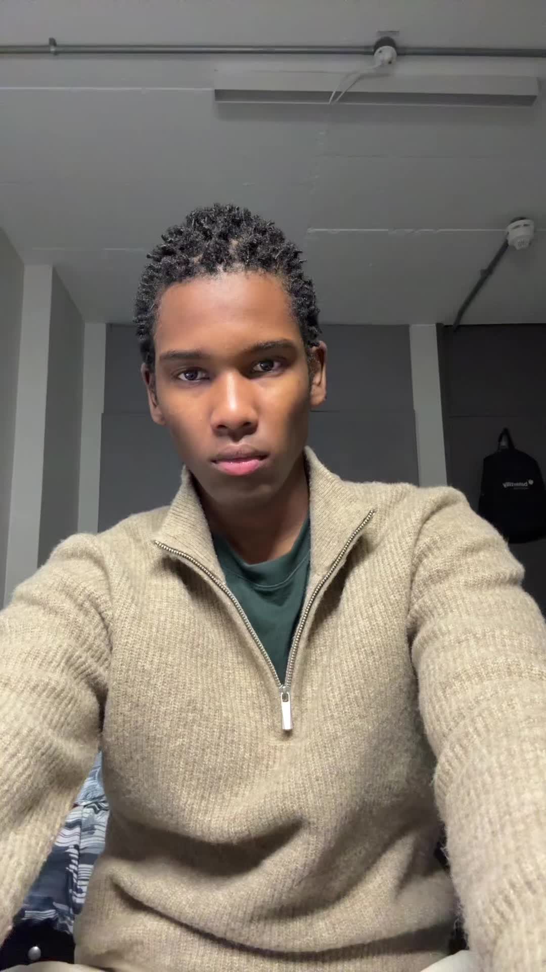 @Gugu