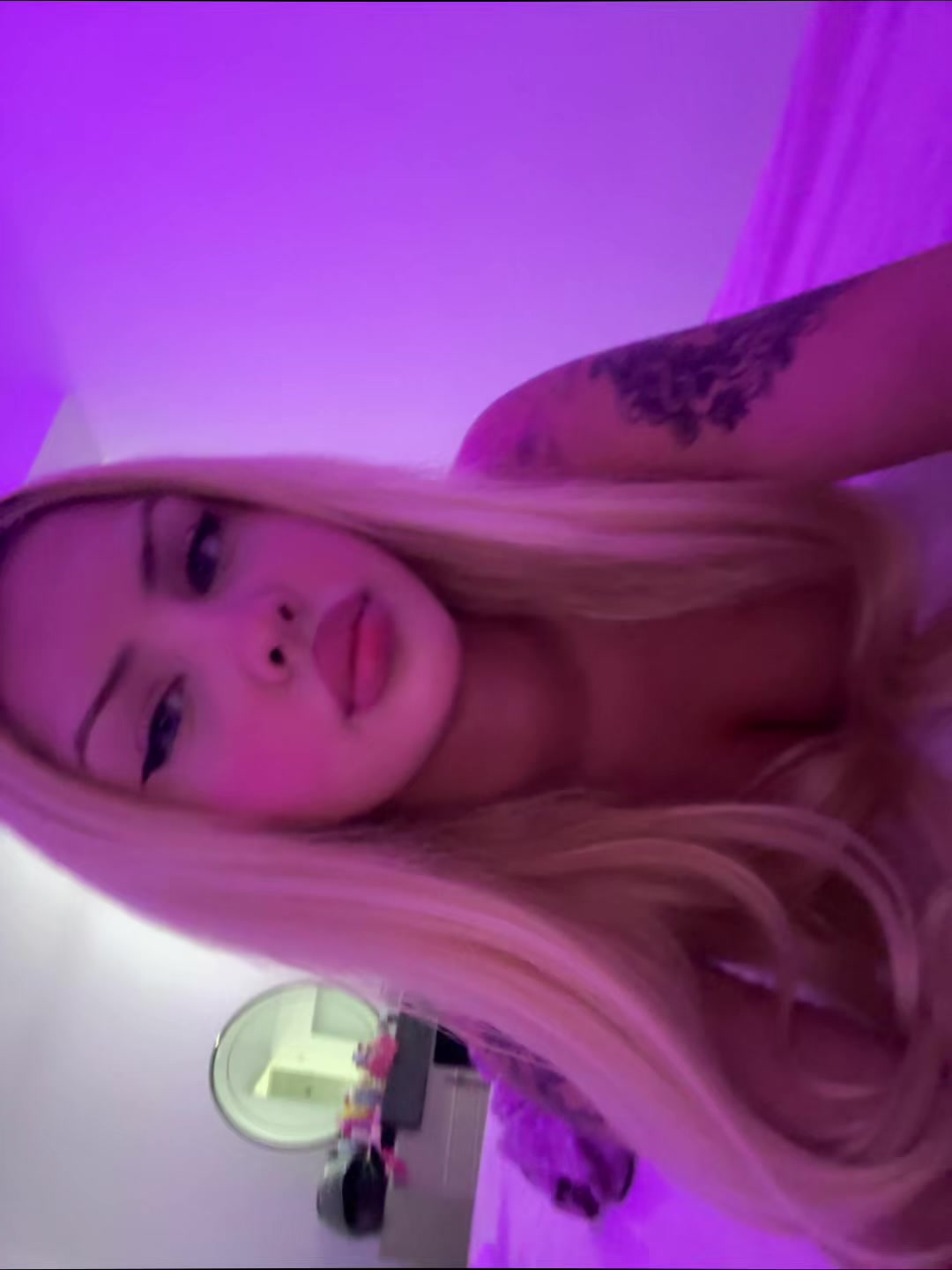 @👸🏼