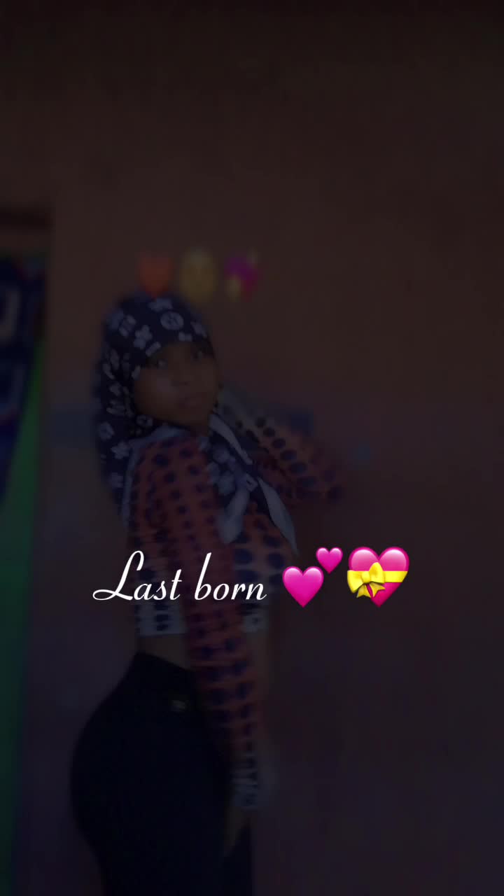 @PRETTY 🤩 ✌️💖ADEOLA