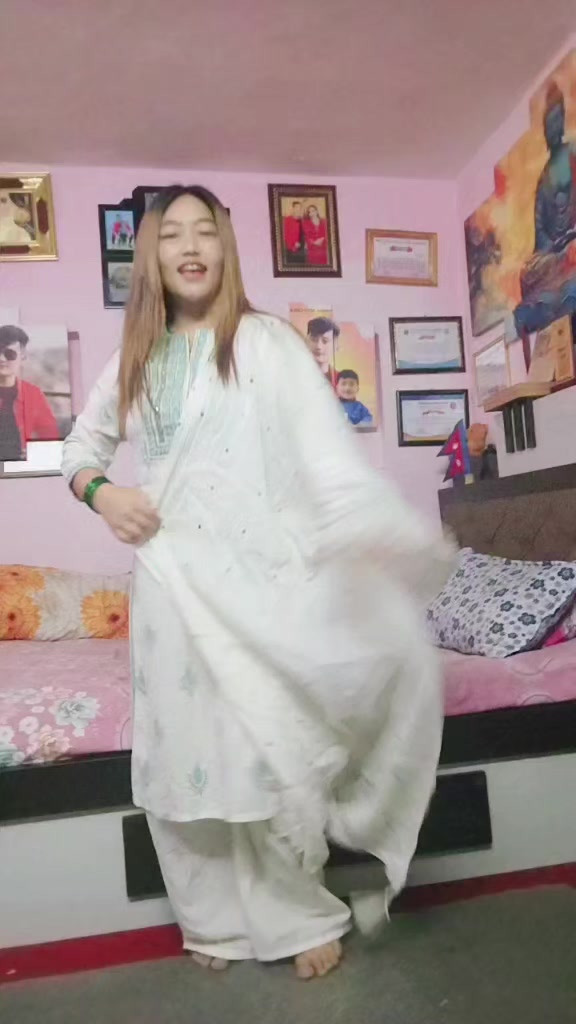 @बसन्ती(aprilgirl)