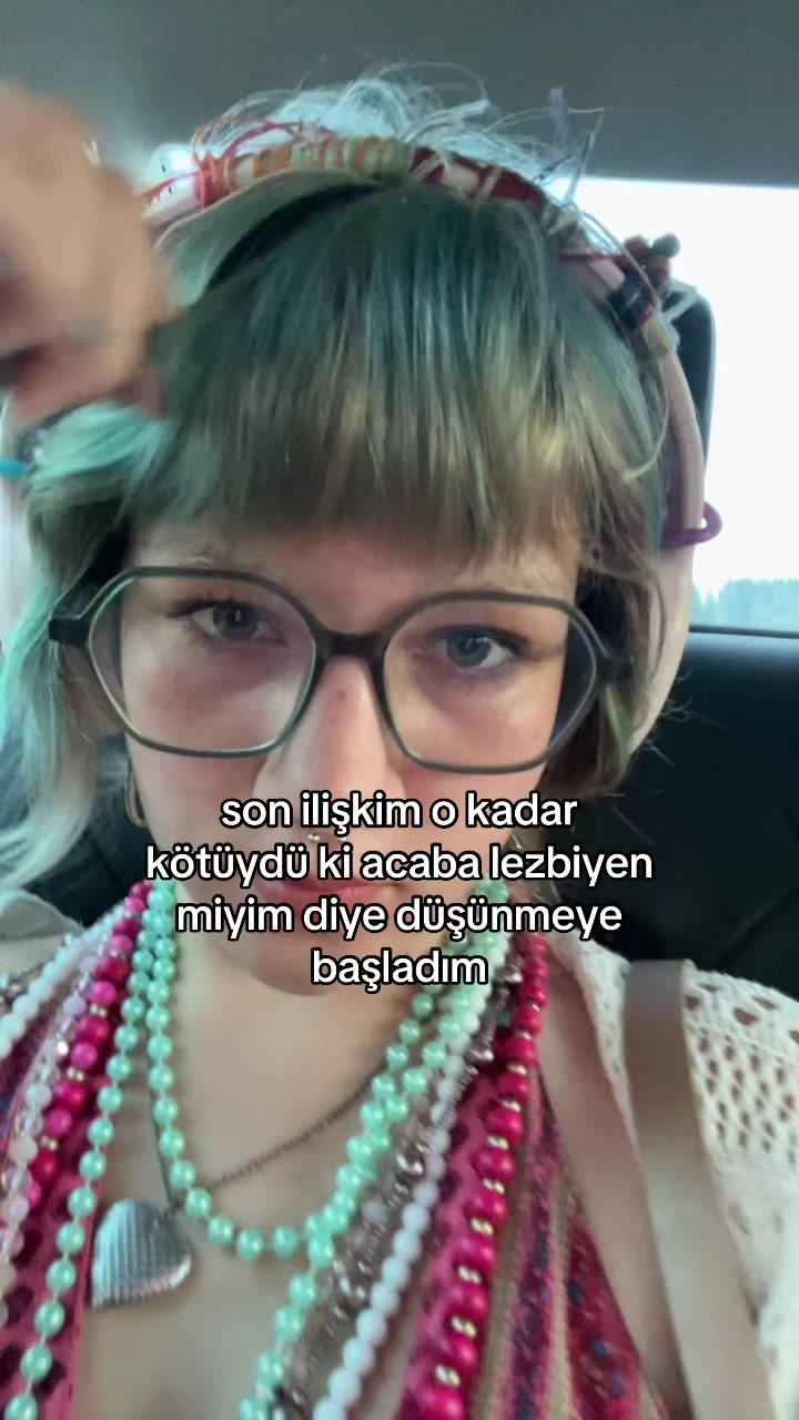 @yura🪱