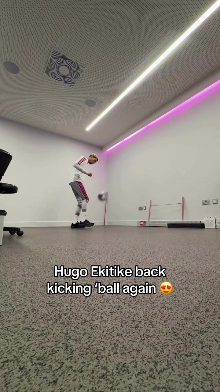 @Footballer Fits