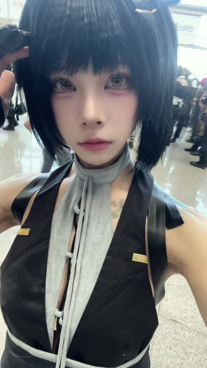 @妍休 yeonhyu
