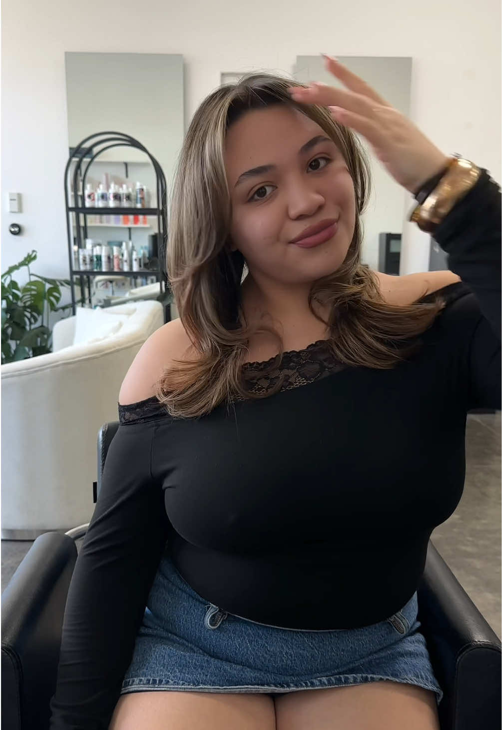 @Lovetonye_