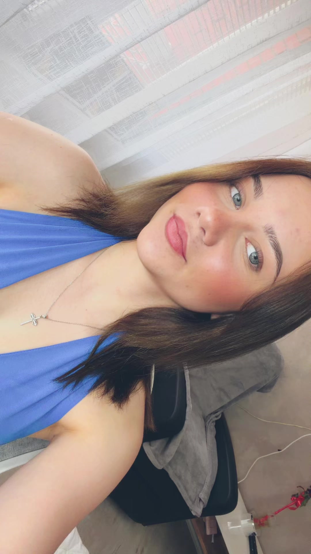 @0_8742_
