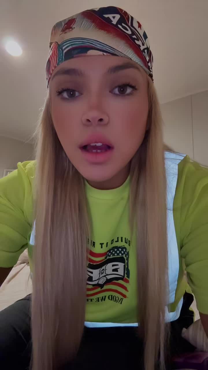 @D&eacute; Bon Ban 🤠🍑