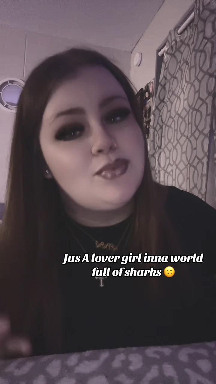 @carramonaee