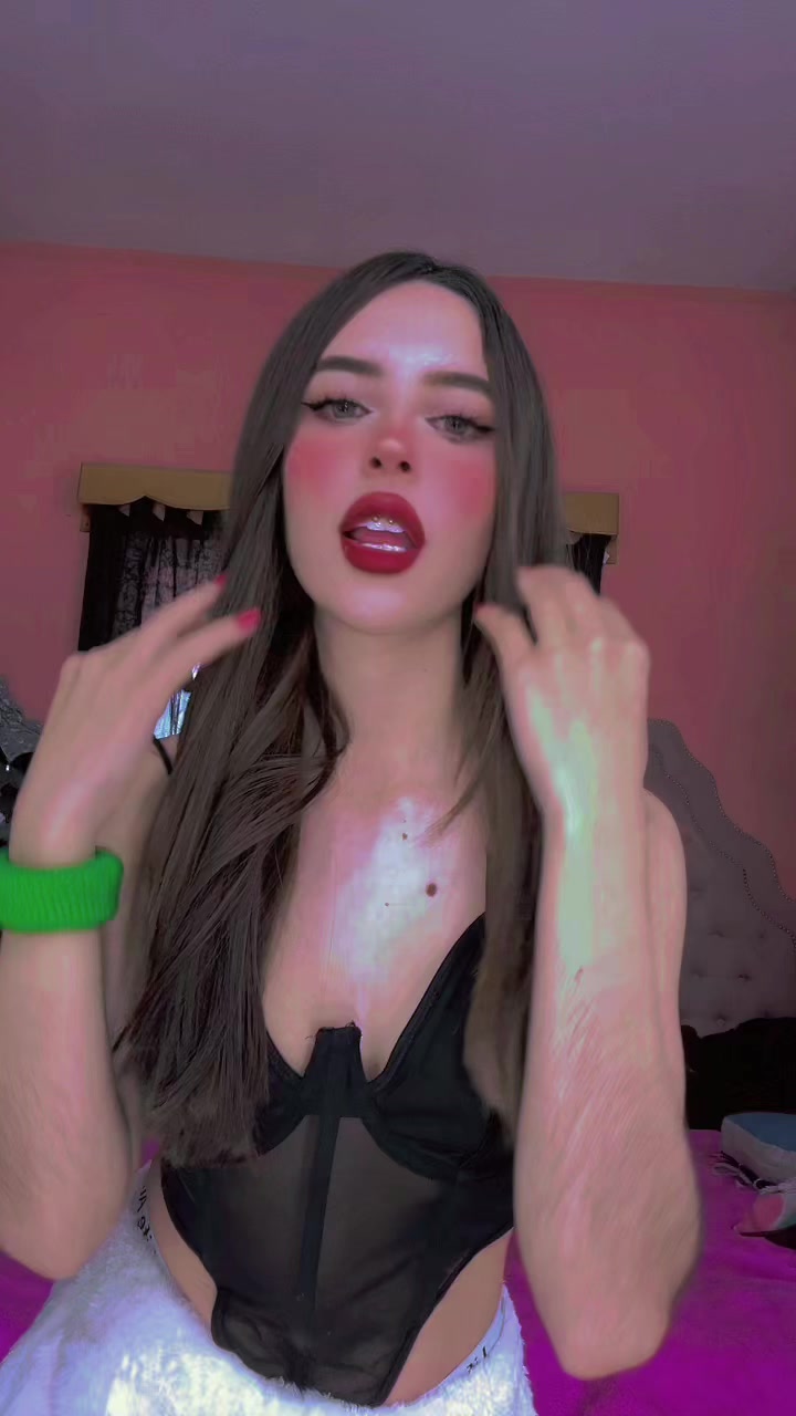 @Carmen HdzZ 🕷️🥀🕷️