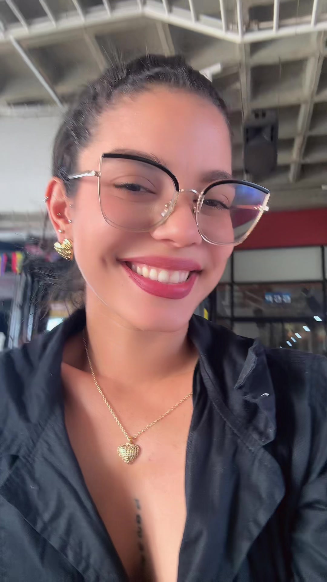 @Neliaura