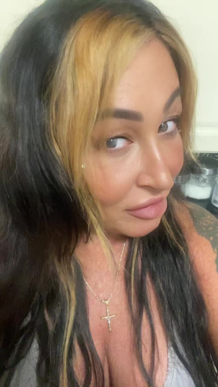 @Italiangirl🇮🇹native🇨🇦🇨🇦
