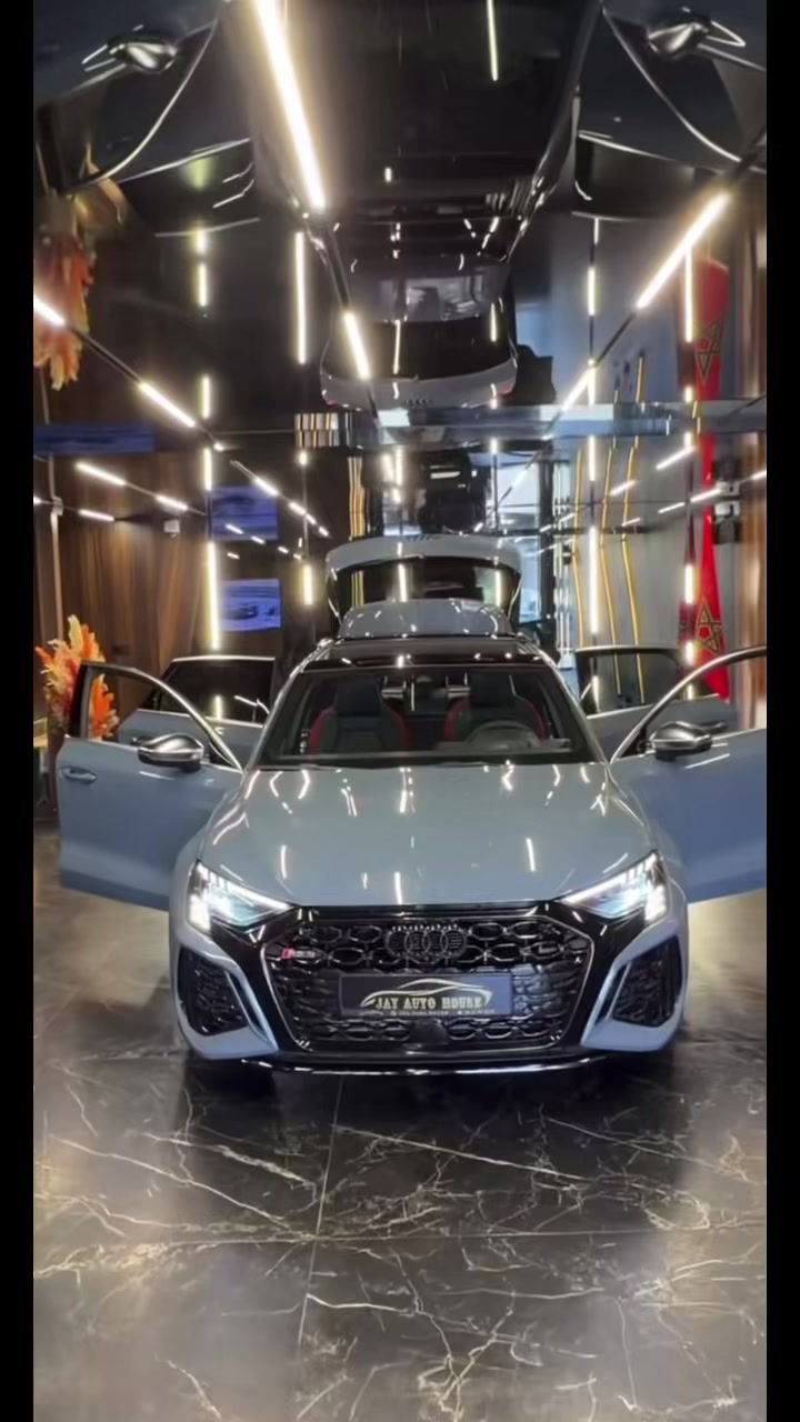 @Voiture De Luxe