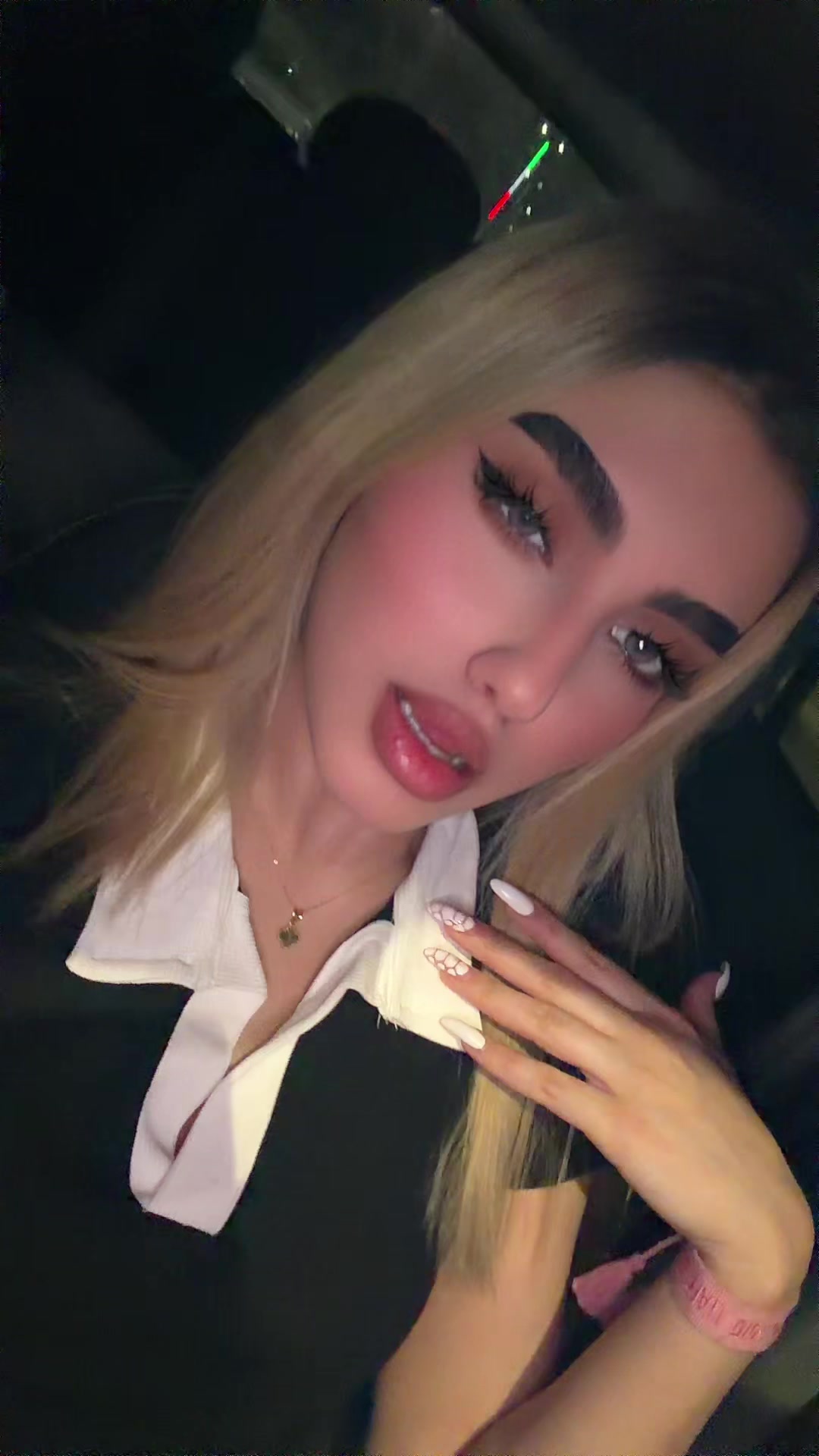 @elenahmadi1