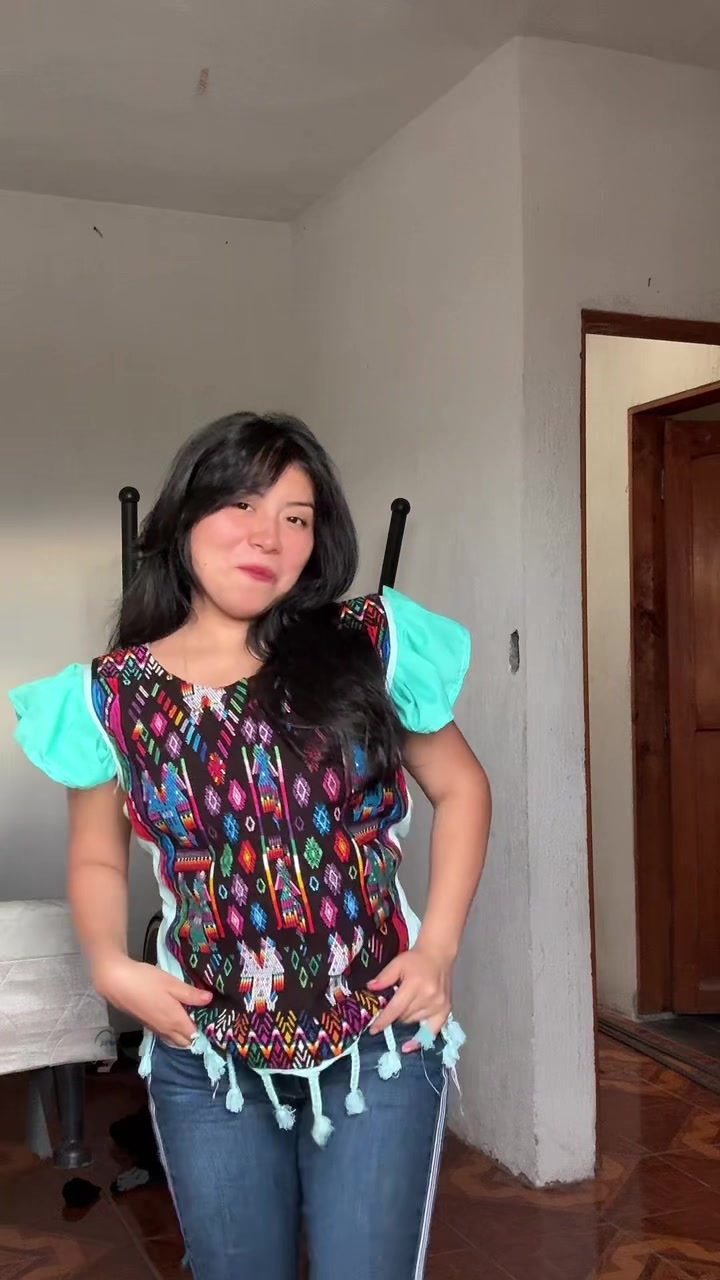 @Caterin Menchu ๐ด๐