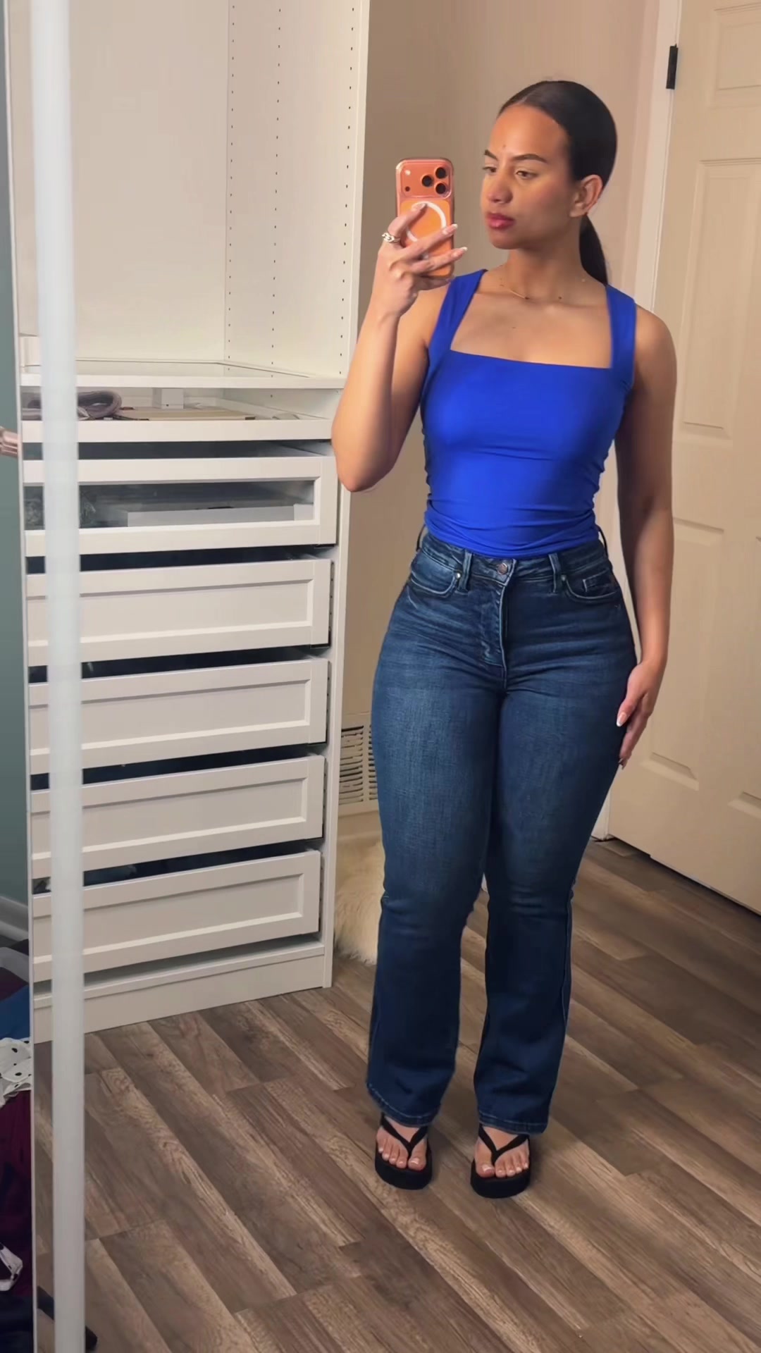 @AstridG