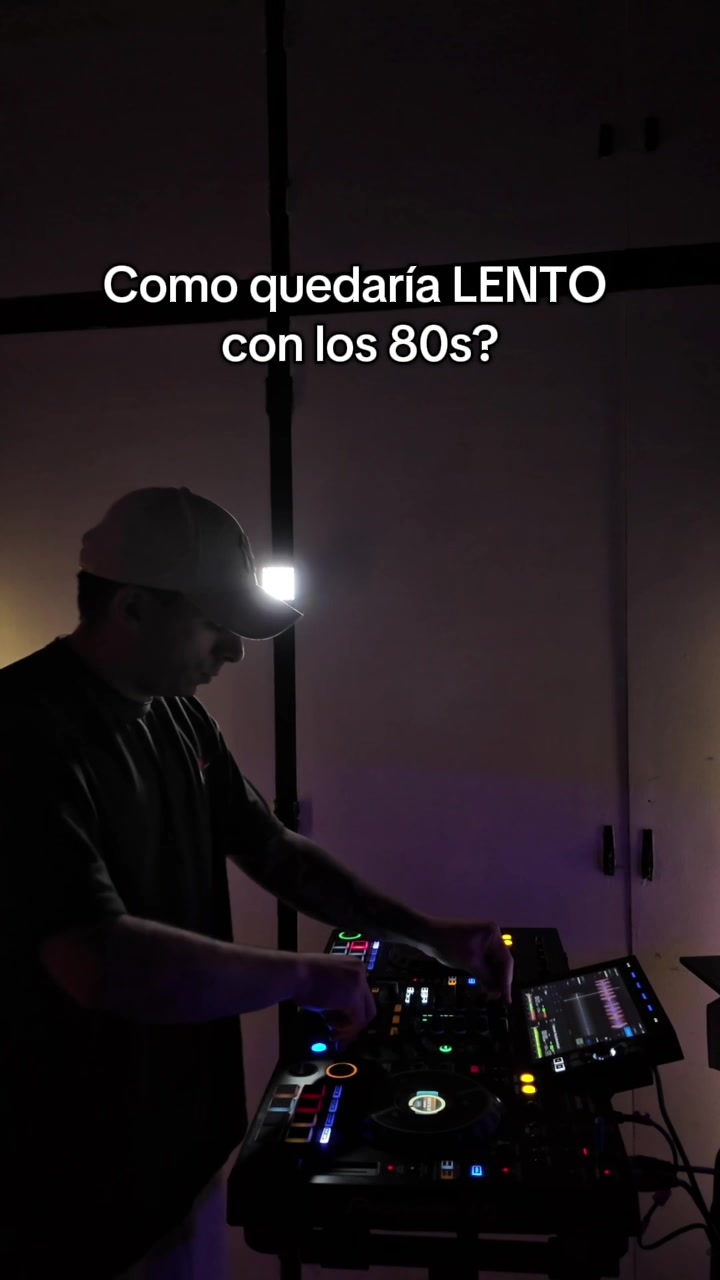 @MAXIESCURRA