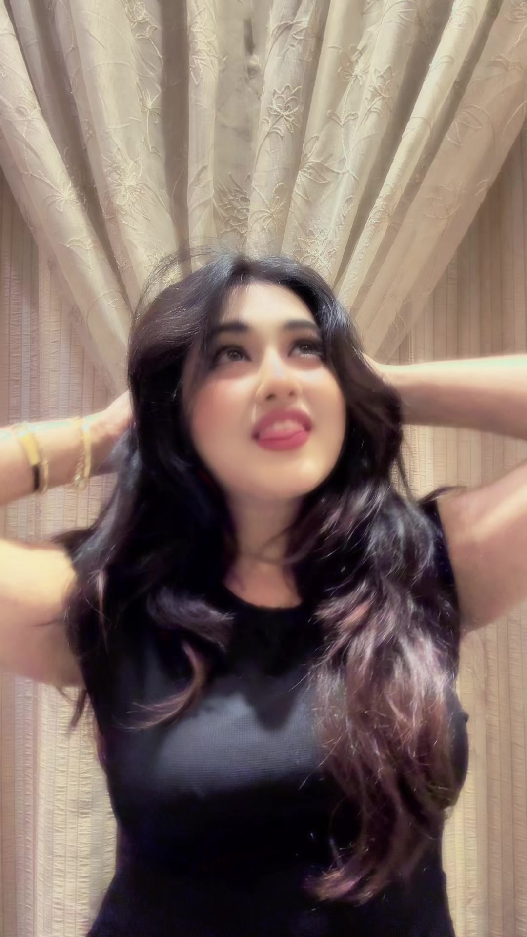 @Labiba Khandokar 💕🦢