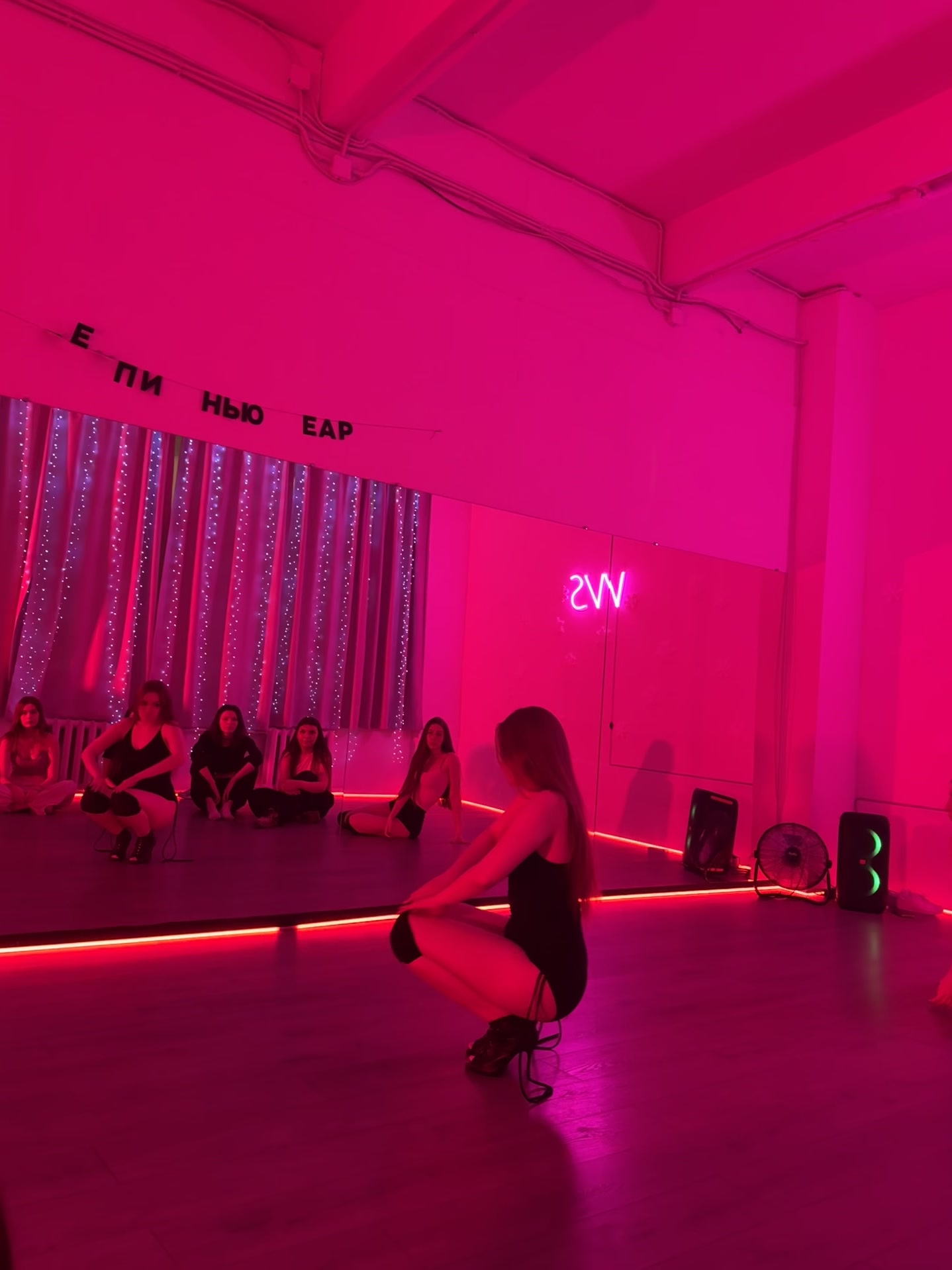 @VVS DANCE STUDIO