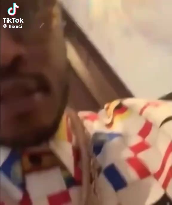 @PlayBoi23