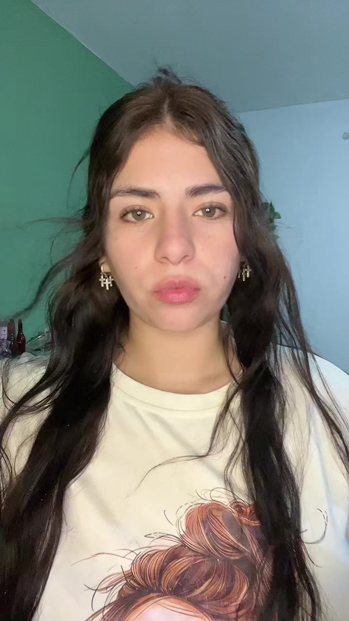 @Luz Estrada 🐺🖤