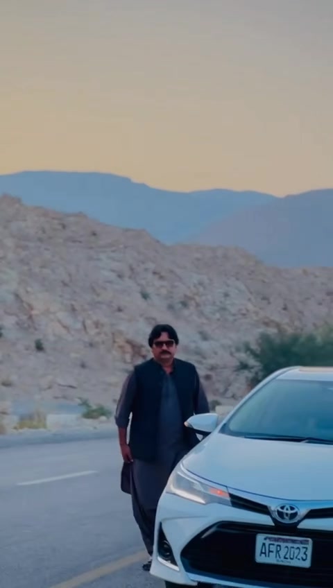 @DM بلوچ