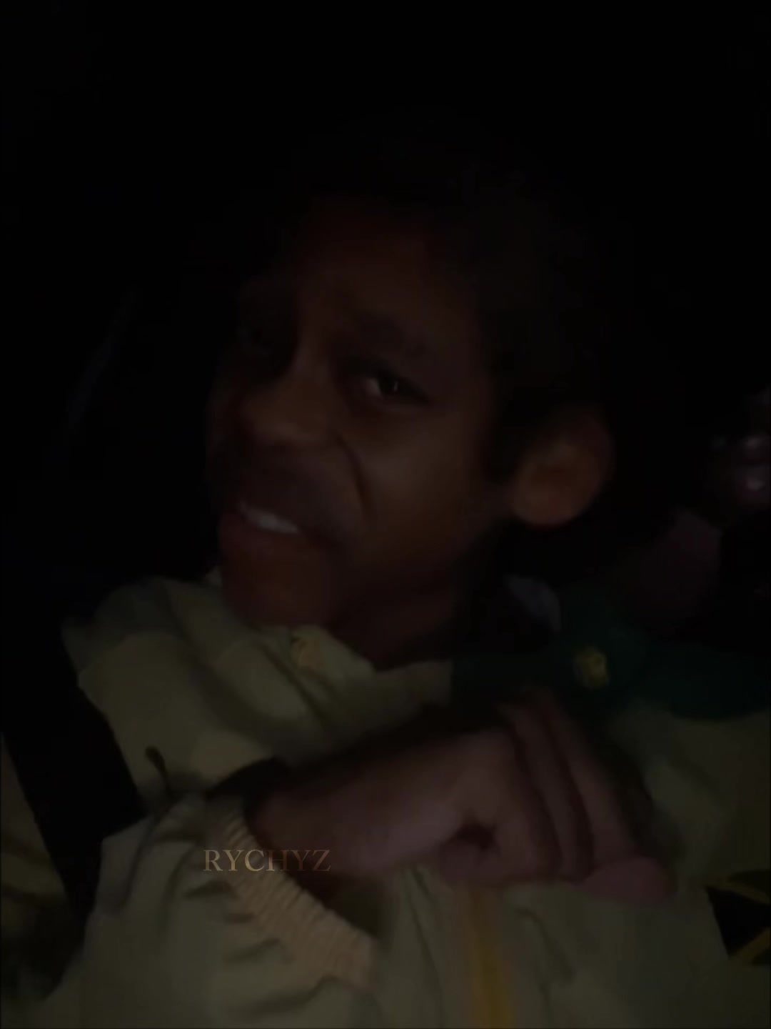 @𝓩𝖔𝖒𝖇𝖎𝖊🧟♀️