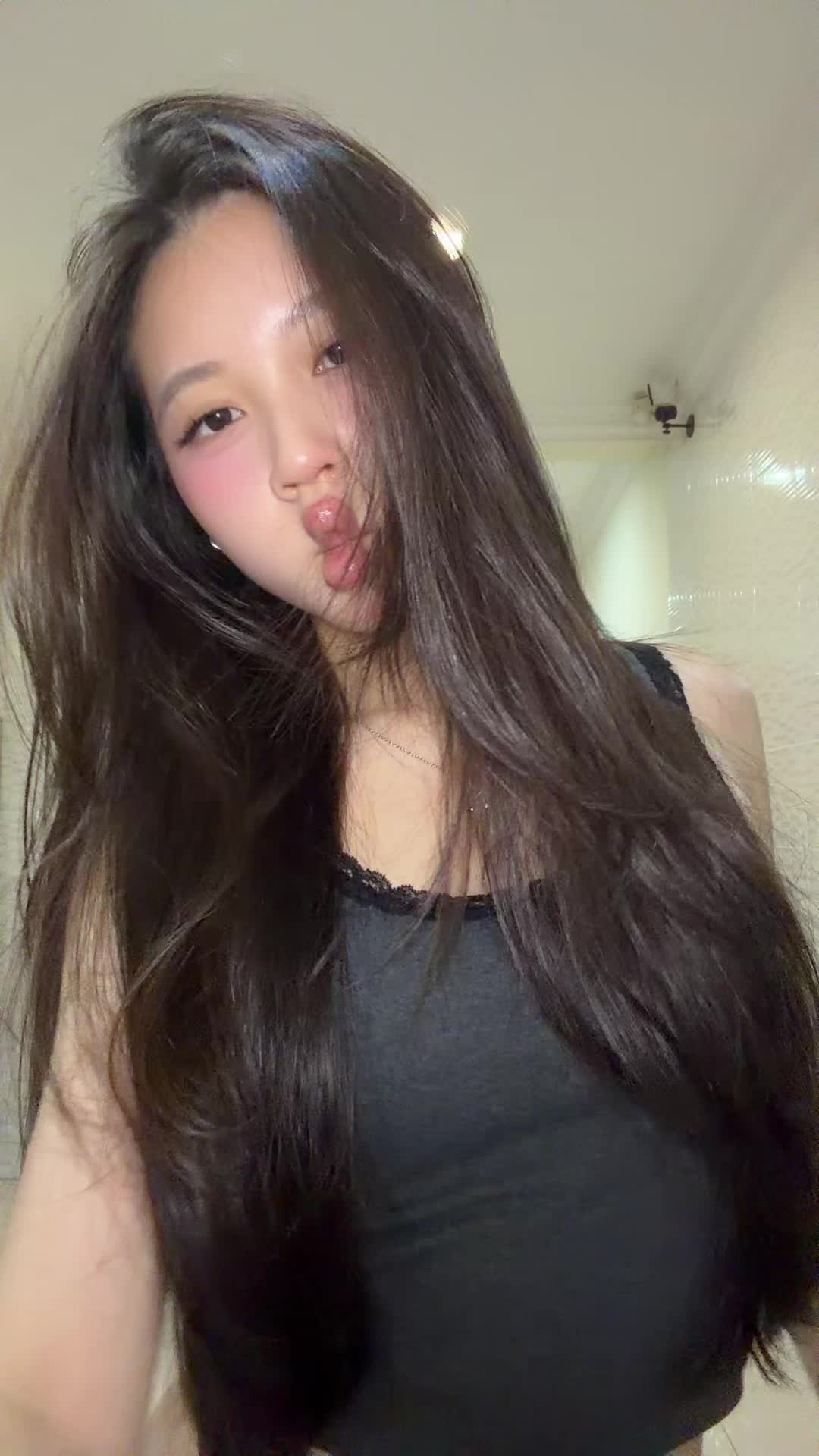 @breena ๐๐หโ