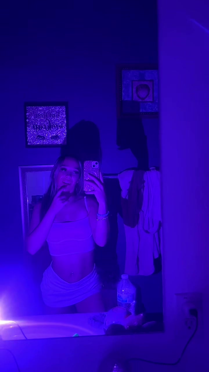 @Adriana