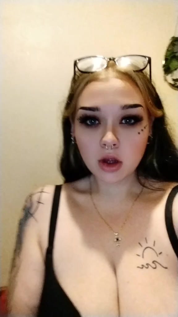 @LittleMissHorror🦇✨🖤