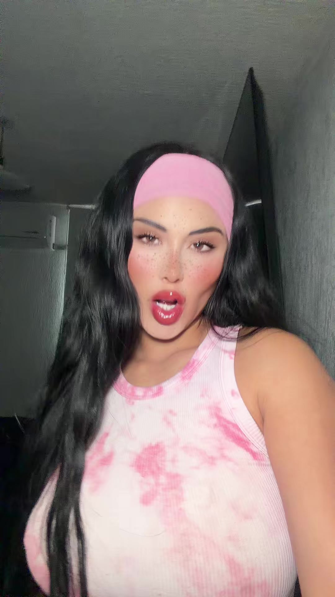 @yami_cuernuda