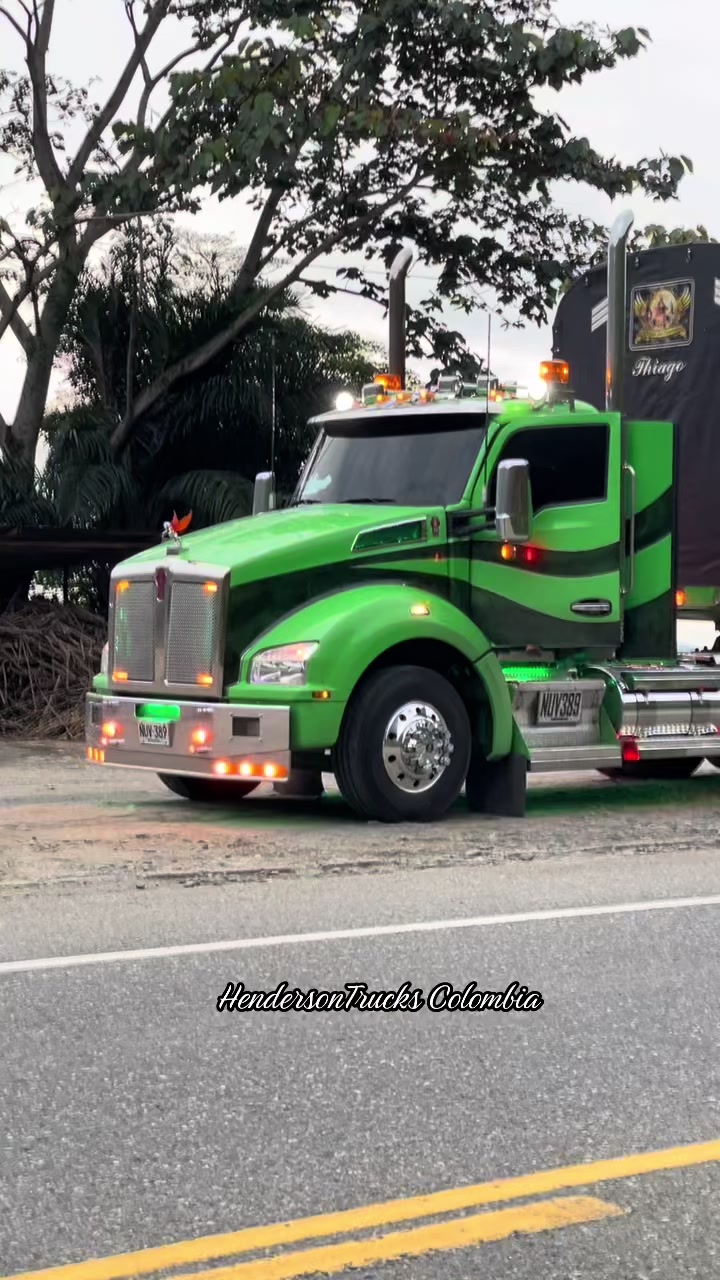 @HendersonTrucks Colombia 