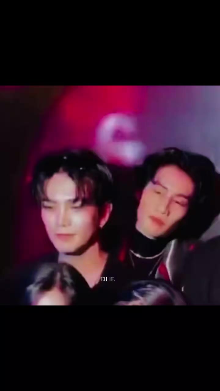 @๐ฌ๐๐ณ๐ฐ๐ฌ๐