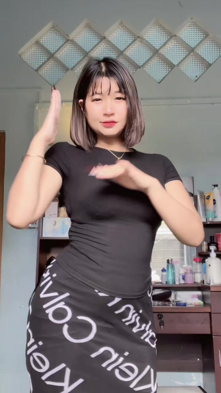 @Emie 🍑