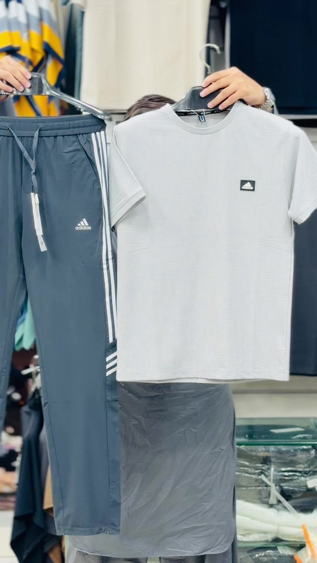 @FIT RIGHT GARMENTS