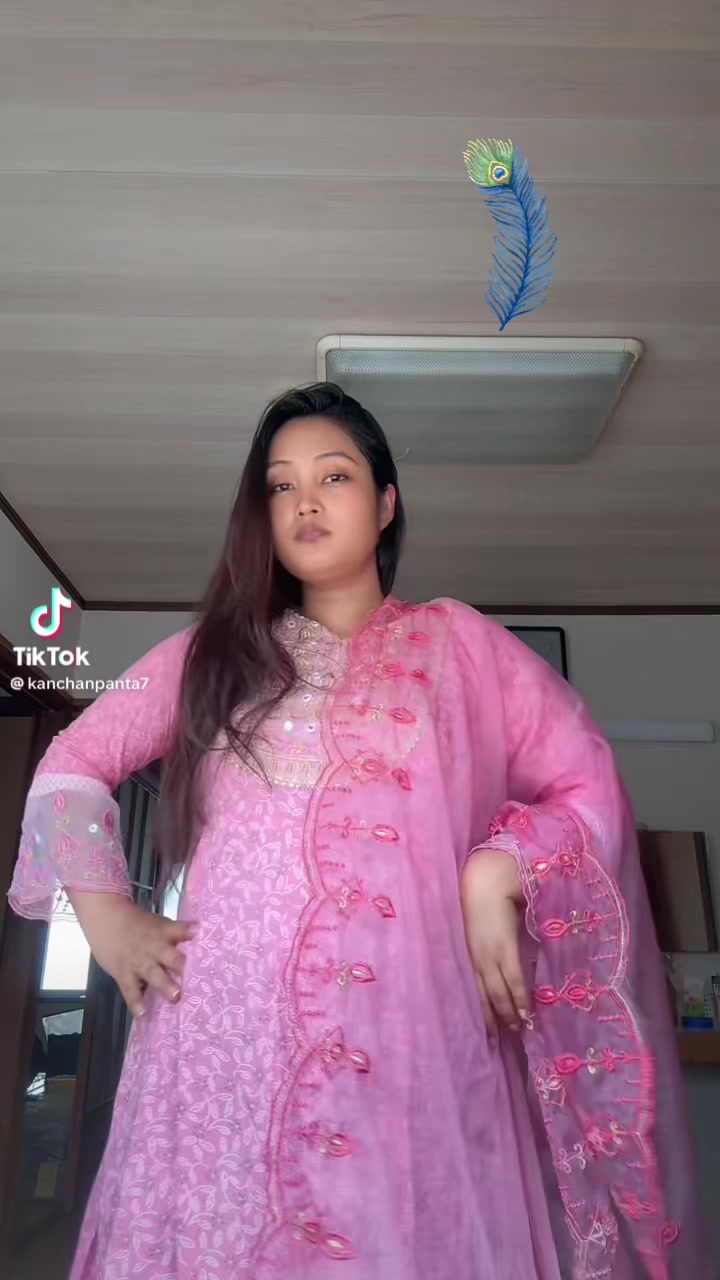 @Saraa
