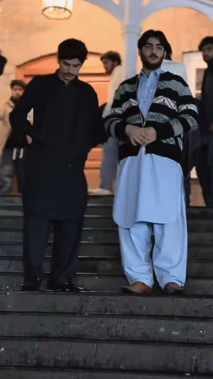 @(لونگین بابک)