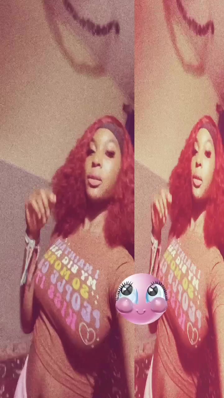 @🦋 Nelly 🫦