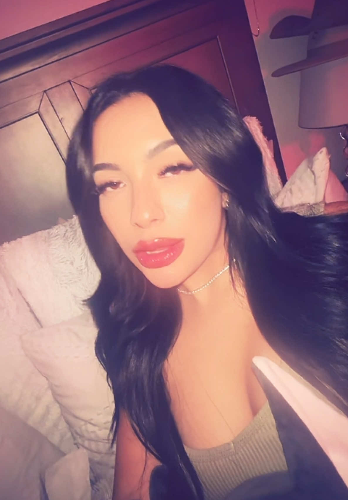 @Rikki Rae🎀