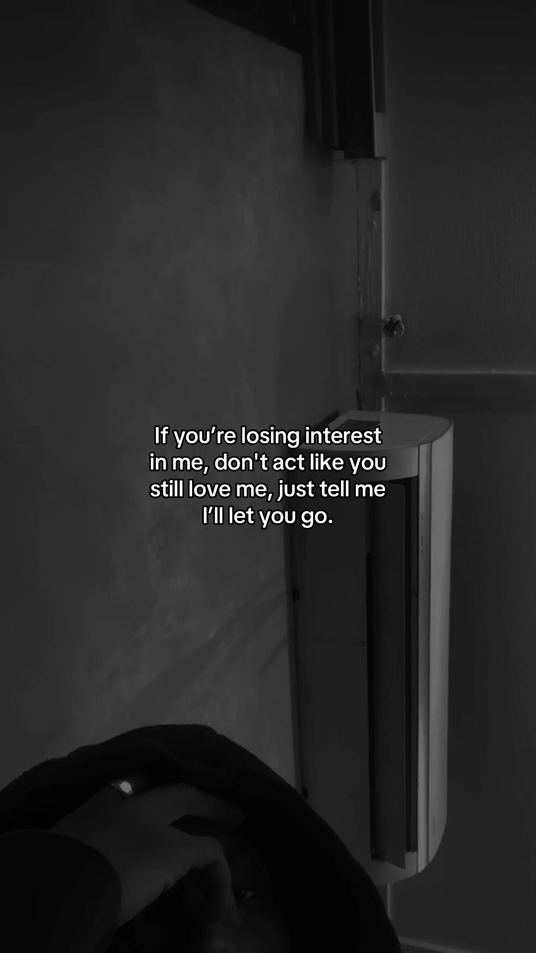@𝐋𝐎𝐍𝐄𝐁𝐎𝐘