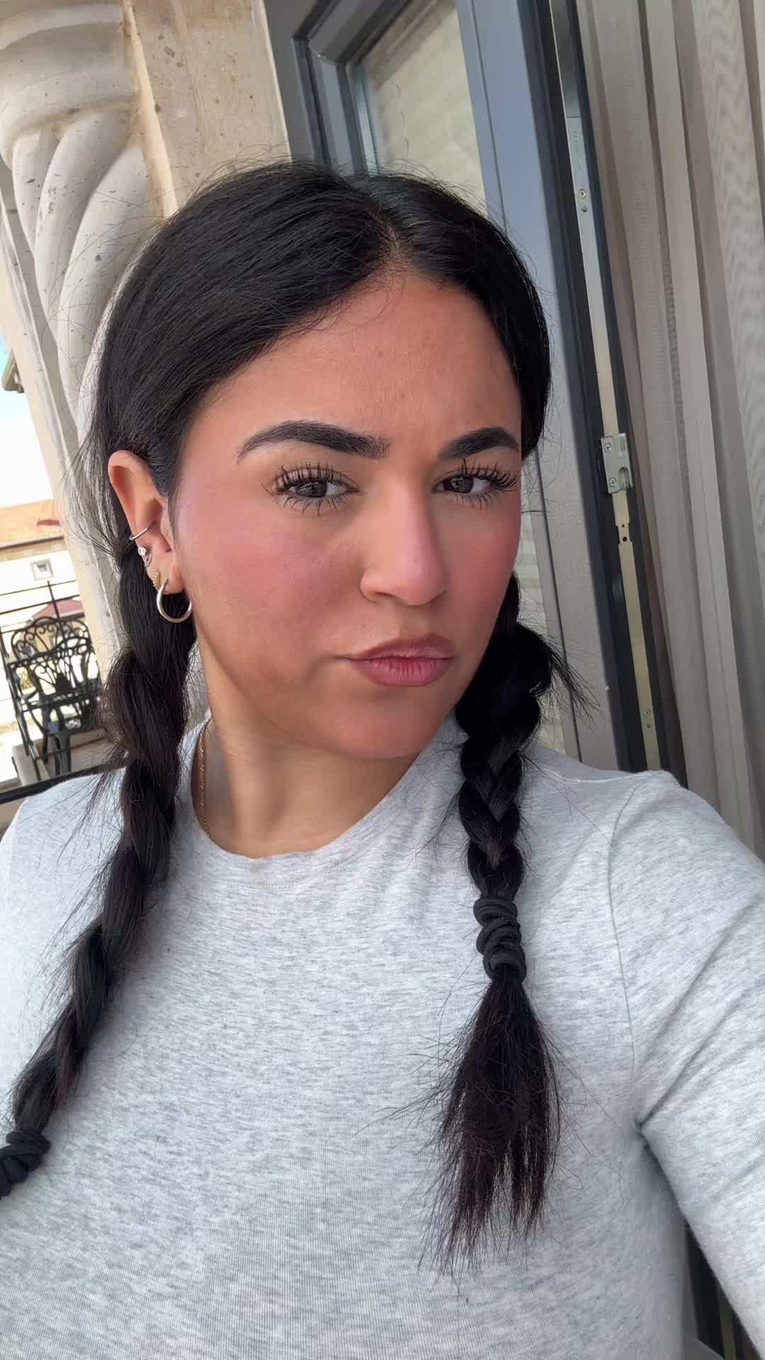 @Sophia