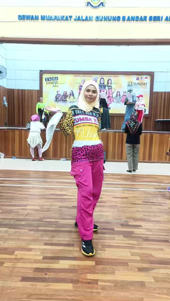 @AisHamzA