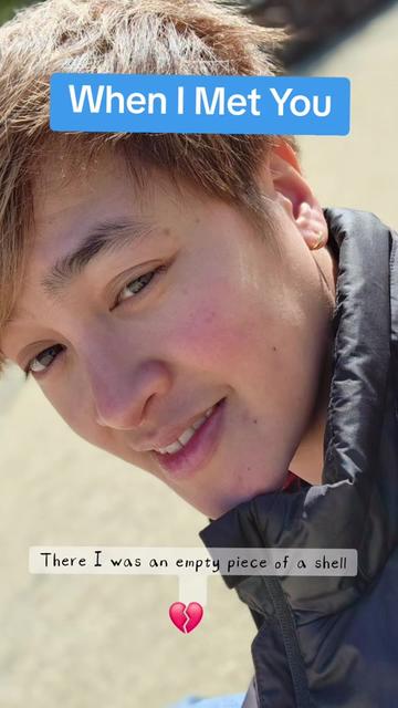 @gojunpyo🇯🇵 (PolVicky😘)