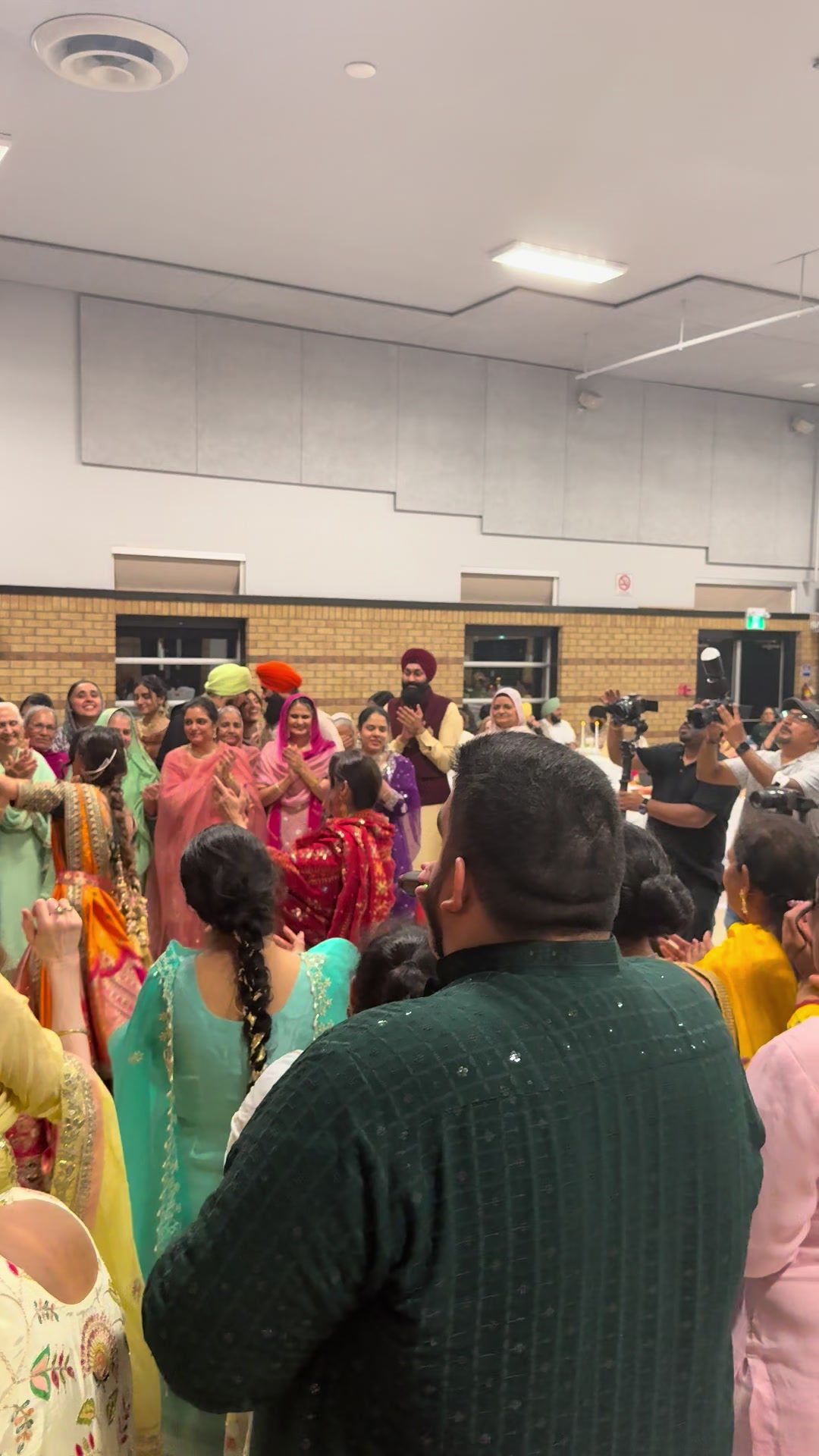@Vivek | ਵਿਵੇਕ